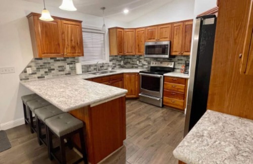 Idaho Falls Casa | 5 Bedroom Residential Home, Great Location in Idaho Falls