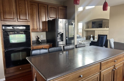 Aurora Casa | 5-bedroom vacation home 18 minutes from Park Meadows Mall