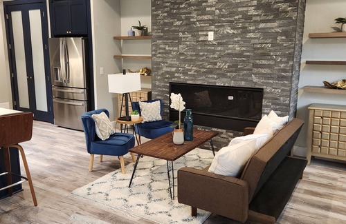Uptown Casa | 5 bedrooms 3 baths 2800 sqft Heart of Denver Downtown!