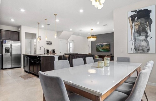 Loughman Casa | 5 Bedrooms/4 Bathrooms/Solterra (5489MO)