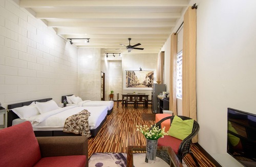 Downtown George Town Casa | 5-Bedrooms Gurney Terrace 9 - iB13