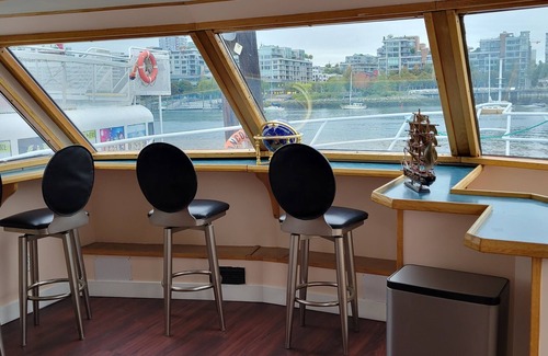 Vancouver Alquiler De Eote | 5 Bedrooms Party Boat in Vancouver Downtown