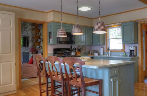 Rangeley Plantation Casa | 5 bedrooms & Private beach on Mooselook