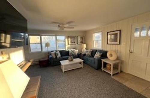 North Beach Haven Casa | 5 Bedrooms That Sleeps 14! Home Has Ocean Views! 50 Feet From Beach Ramp!
