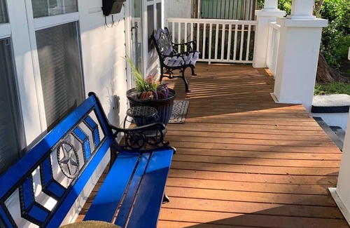 Historic Downtown Apalachicola Casa | 5 bedrooms that will fit your needs, stay awhile and enjoy local food and shops.