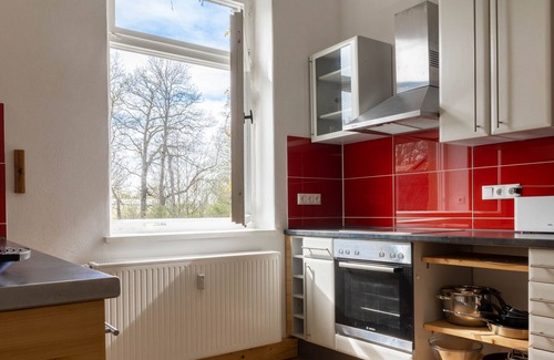 Mugeln Condominio | 5 bedrooms with murals from 1890