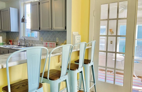Grand Haven Apartamento | 5 cuadras de la costa! A pie de todo! Ubicación muy conveniente!