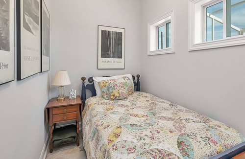 Epworth Acres Casa | 5 BR/4.5 BA | Dunbar Creek | Screened-In Pool
