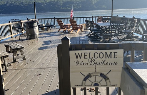 Moravia Cabaña | Harks 'Inn Cottage - Fabulosas vistas en 100 pies Skaneateles Lakefront