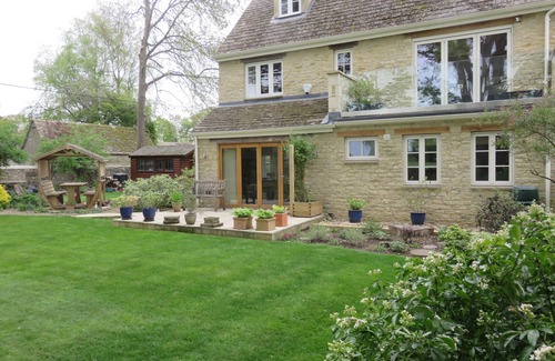 Burford Cabaña | 5 Burford Mews