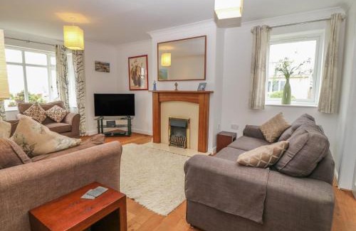 Cemaes Bay Casa | 5 Cae Derwydd