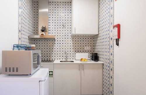 Lordelo do Ouro e Massarelos Apartamento | 5 Captivating Rustic Flats w/ Jacuzzi and Garden