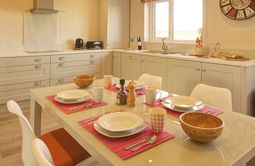 Newry Casa | 5* Centrally located Luxury Detached Home in Newry