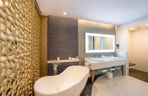 Cabo San Lucas Complejo | 5 Diamond Resort Garza Blanca Cabo One / 1 Bedroom All Inclusive Available