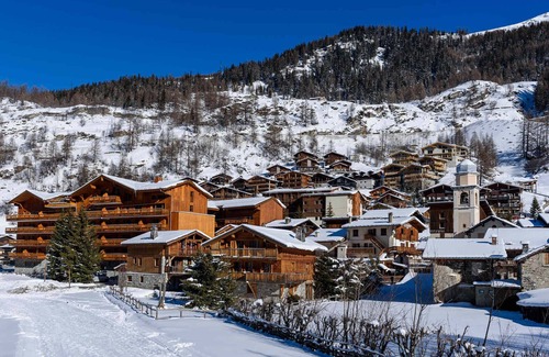 Les Brevieres Chalet De Esquí | Dúplex 5* 250m², jacuzzi, sauna, aparcamiento, 5 habitaciones