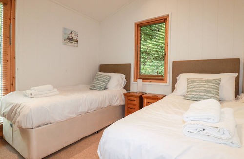 Looe Cabaña | 5 Hedgerows