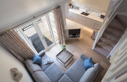 Bugford Casa | 5 KEEPER'S COTTAGE, HILLFIELD, family friendly in Dartmouth