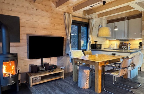 Hahnenklee Chalet De Esquí | Cabañas de madera de 5 estrellas con sauna + chimenea en los Alpes - estilo chalet, casa de campo romántica