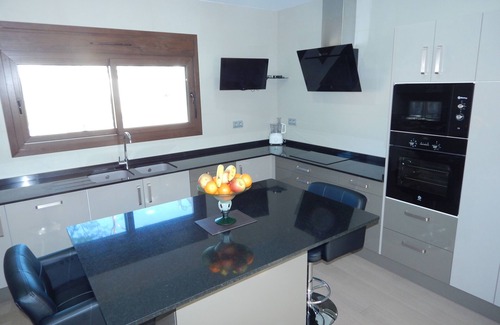 Torre-Pacheco Villa | Villa de lujo de 5 * 4 dormitorios y 4 baños con piscina totalmente climatizada de 12 m.