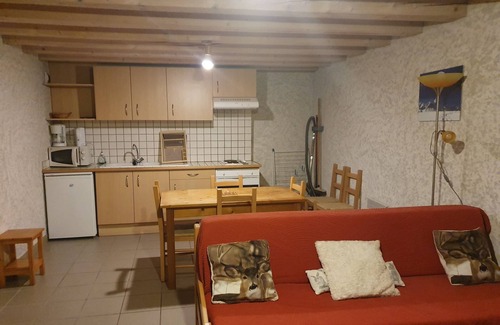 Saint-Colomban-des-Villards Apartamento | 5 minutes from the Sybelles ski area! Fully equipped apartment with a view.
