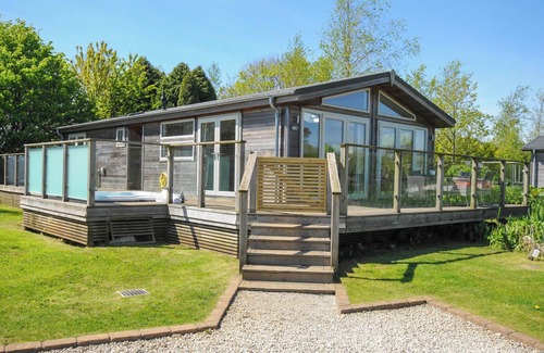 Dobwalls Cabaña | 5 Meadow Retreat