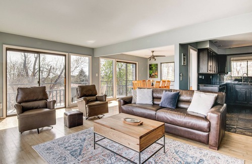 Skyway Casa | 5 Mi to Area Attractions: Home w/ Indoor Hot Tub
