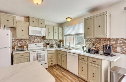 Harrisburg Casa | 5 Mi to Downtown Harrisburg - Family Home!