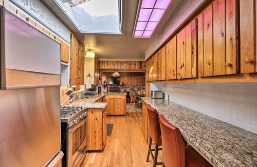 Morse Park Cabaña | 5 Mi to Dtwn Denver: Peaceful Lakewood Home!
