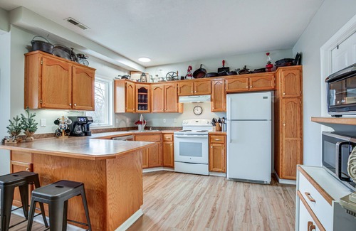 Jackson County Apartamento | 5 Mi to Fort Osage: Quiet Countryside Studio