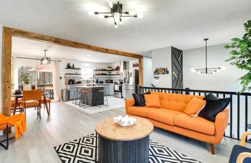 Long Pond Casa | 5 Mi to Lake Naomi Home with Hot Tub and Fire Pit
