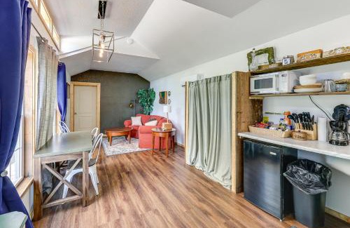 Royal Casa | 5 Mi to Lake Ouachita Peaceful Cabin Retreat