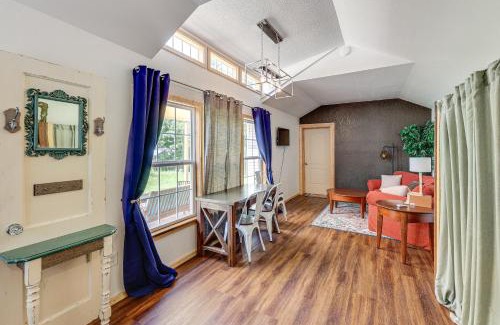 Royal Casa | 5 Mi to Lake Ouachita Peaceful Cabin Retreat