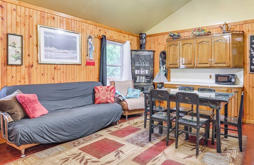 Mongaup Valley Cabina | 5 Mi to Marina & Raceways: Mongaup Valley Retreat!