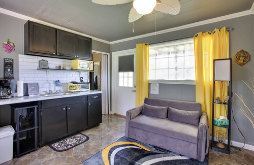 Glenwood Cabaña | 5 Mi to Mt Vernon Shops: Peaceful Cottage!