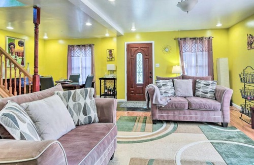 Manor Park Casa | 5 Mi to National Mall Home in Washington DC