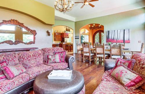 Wolf Creek Casa | 5 Mi to Powder Mtn Multi-Level Charmer with Hot Tub
