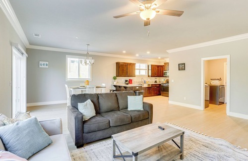 Shasta Lake Casa | 5 Mi to Shasta Lake: Newly Built Home w/ Backyard!