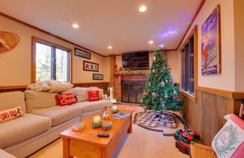 Killington Casa | 5 Mi to Skiing Home with Hot Tub and Patio!