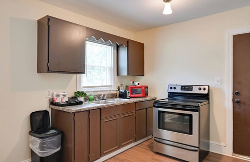 Charlotte Casa | 5 Mi to Uptown: Charlotte Hideaway w/ Yard