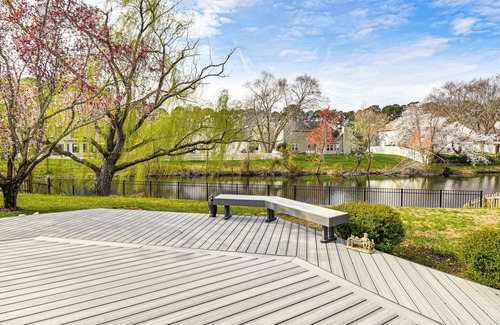 Virginia Beach Casa | 5 Mi to Virginia Beach: Charming Family Home!