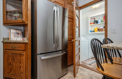 Columbus Casa | 5 Miles from TIEC!