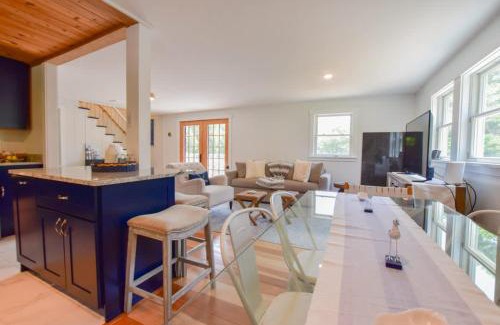 Truro Casa | 5 Min Drive to Fisher Beach and Pamet Harbor