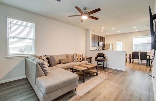 Atascocita Casa | 5 Min from Lake Houston W/ Community Pool!