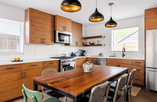 Blackshear-Prospect Hill Casa | 5 Min from Moody - The Austin Eastside Gem