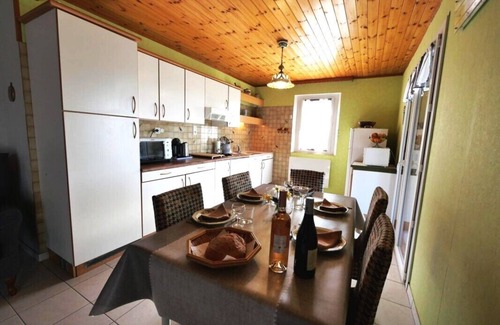 Chorges Apartamento | 5 min from Serre-Ponçon lake-gite on garden level-View, sun, calm, comfort