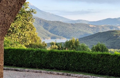 Chorges Apartamento | 5 min from Serre-Ponçon lake-gite on garden level-View, sun, calm, comfort