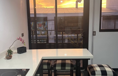 Agonía Apartamento | 5 min from SJO Airport Poas Volcano Alsacia Alajuela down town nCozy comfy A/C