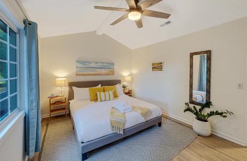 Old Village Casa | 5 Min to Beach—King Beds