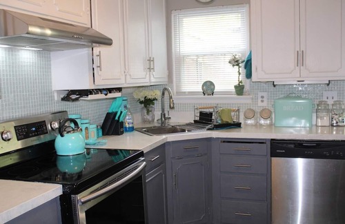 Charlottesville Casa | 5 min to Downtown C'ville, 3b/2b Comfortable!