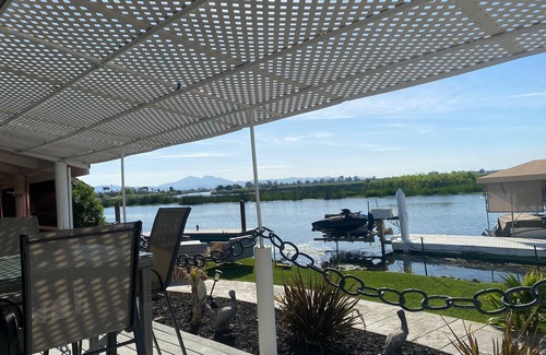 Discovery Bay Casa | 5 Min to Fast Waters! Waterfront Oasis awaits you!